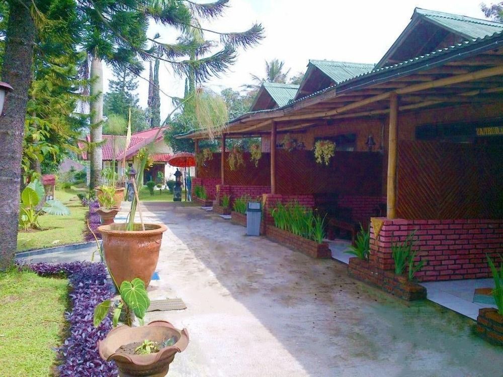 Sitamiang Resort Hotel Bogor Buitenkant foto