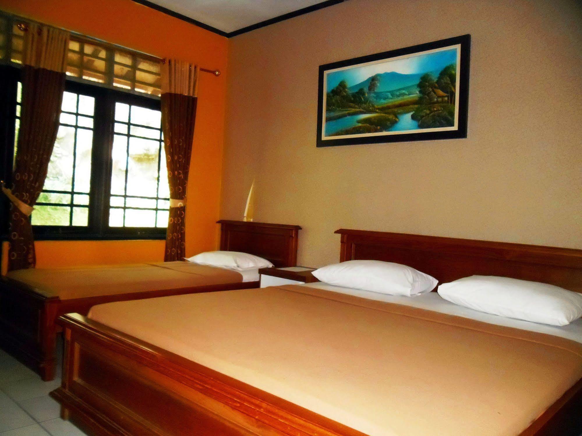 Sitamiang Resort Hotel Bogor Buitenkant foto